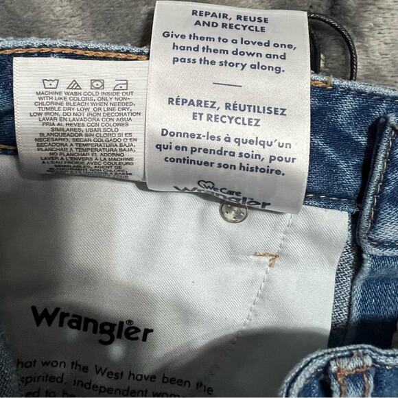 WRANGLER LIGHT WASH BONNIE LOOSE FLARE WIDE JEANS 28 x - Picture 9 of 10